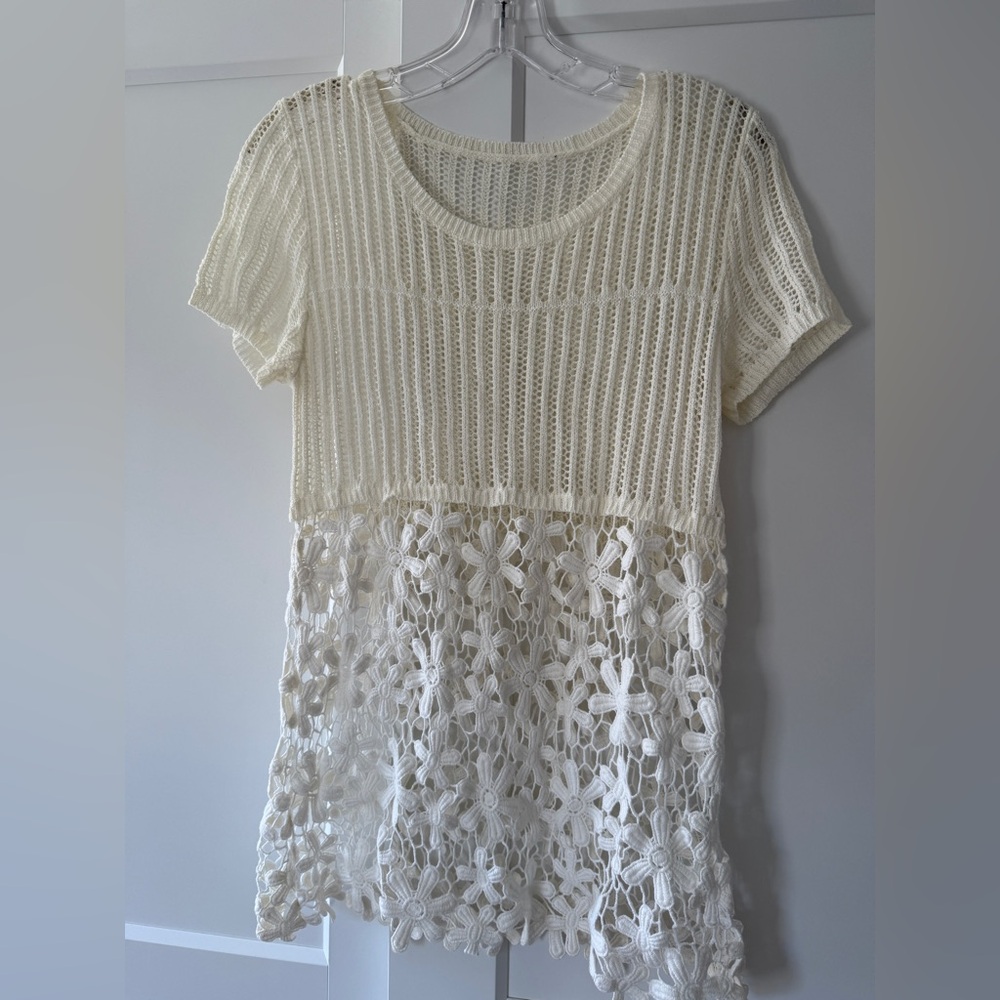 White/Cream Knit Floral Crochet Boho Top Sz XS (est) Fairy Festival Angelcore